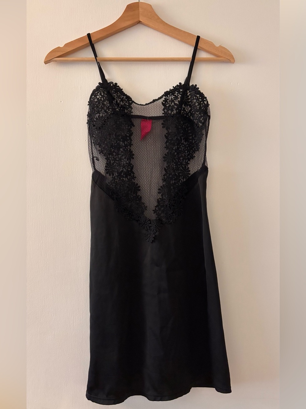 Xuan Fan Black Lace Chemise Like New